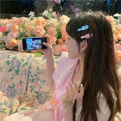 野女孩